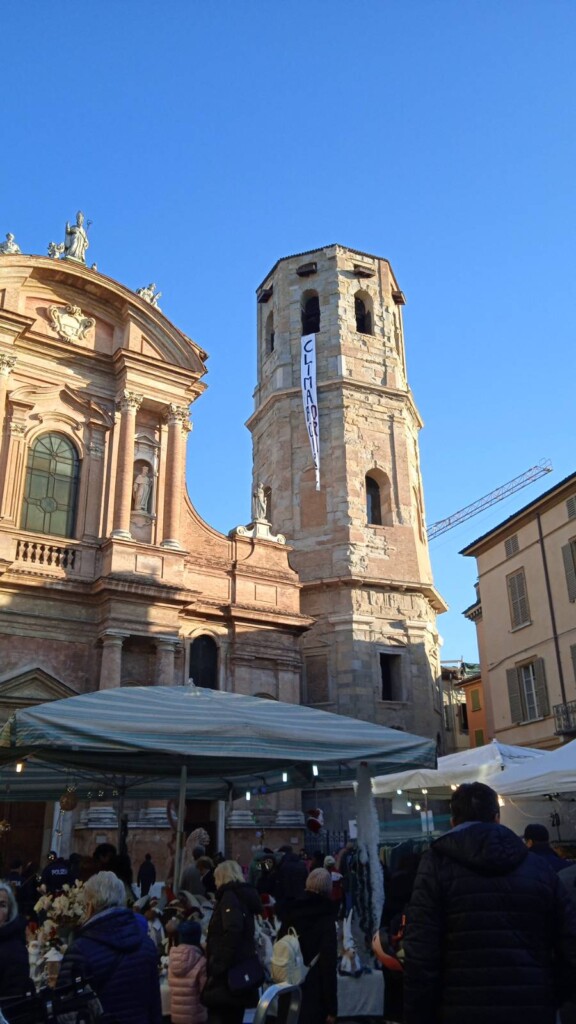 protesta extinction rebellion reggio emilia