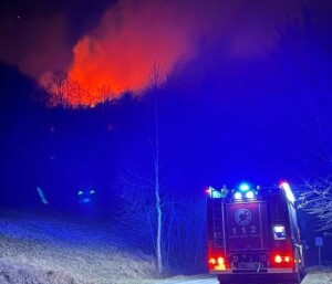 incendio condove torino piemonte