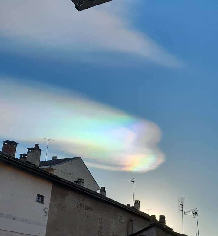 nubi iridescenti piemonte