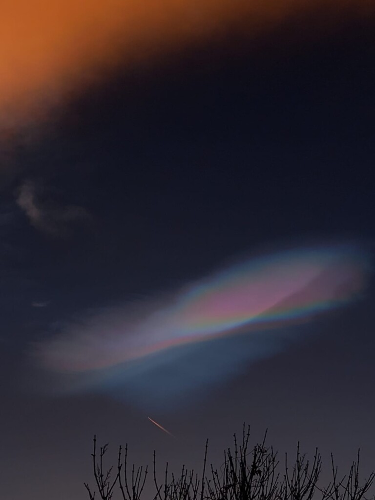 nubi lenticolari tramonto