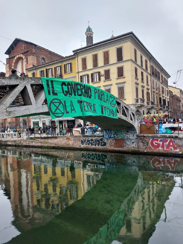 protesta extinction rebellion milano