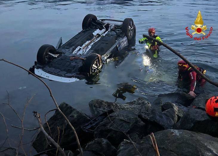 auto lago di como