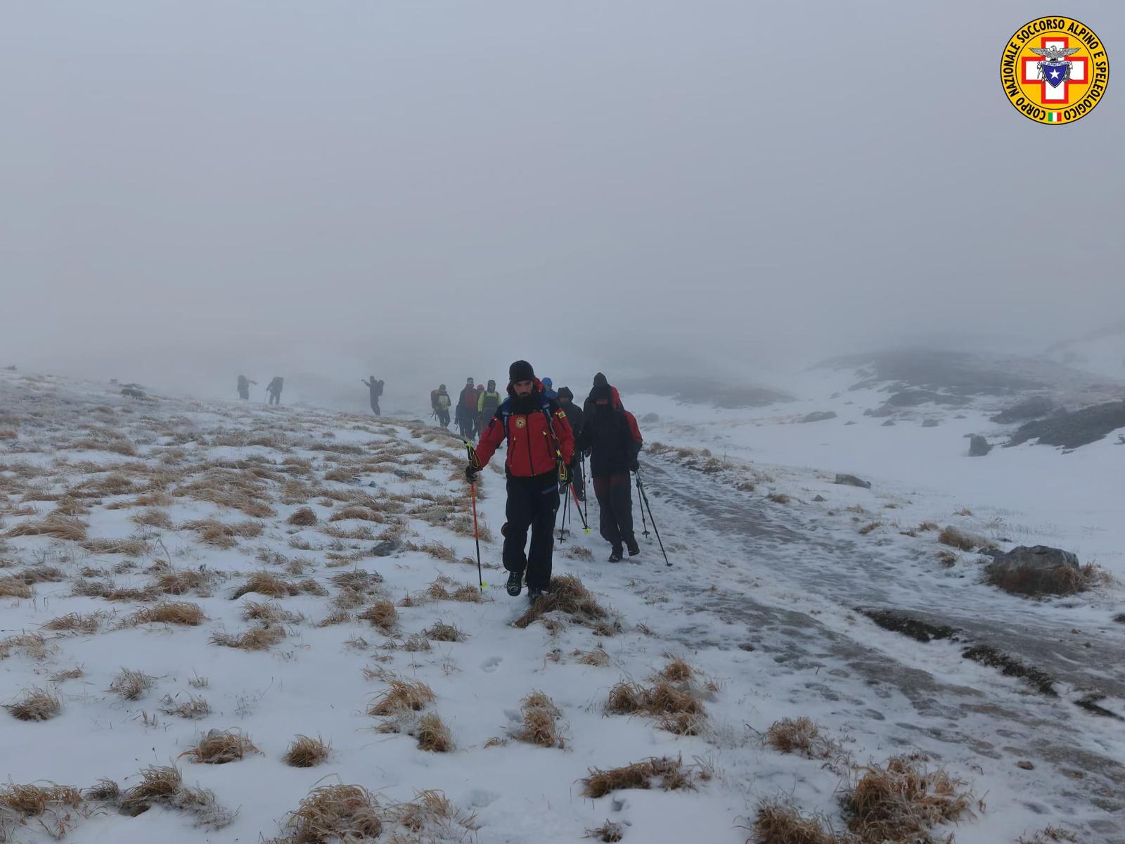 escursionisti bloccati rifugio sebastiani
