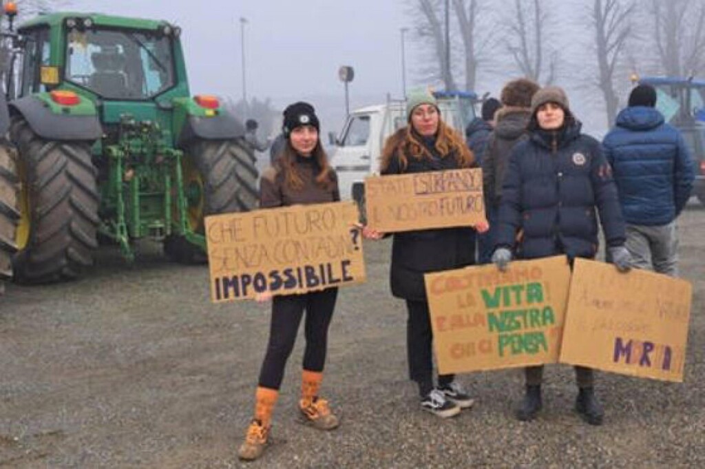 protesta agricoltori trattori