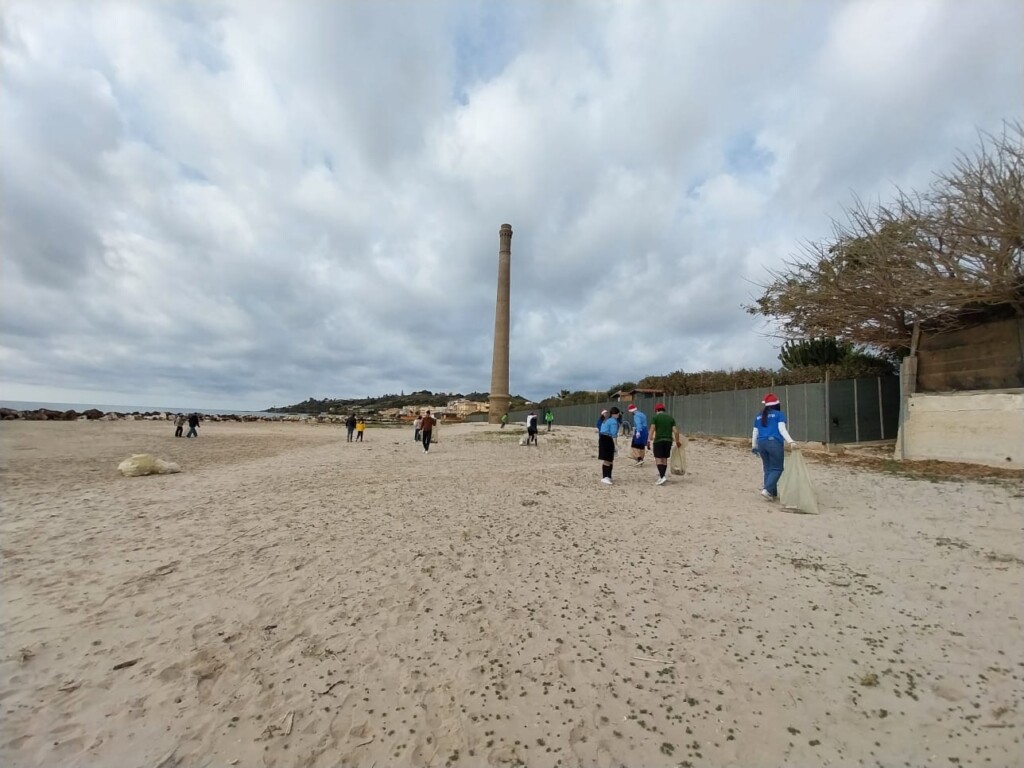rimozione rifiuti Tonnara di Sciacca