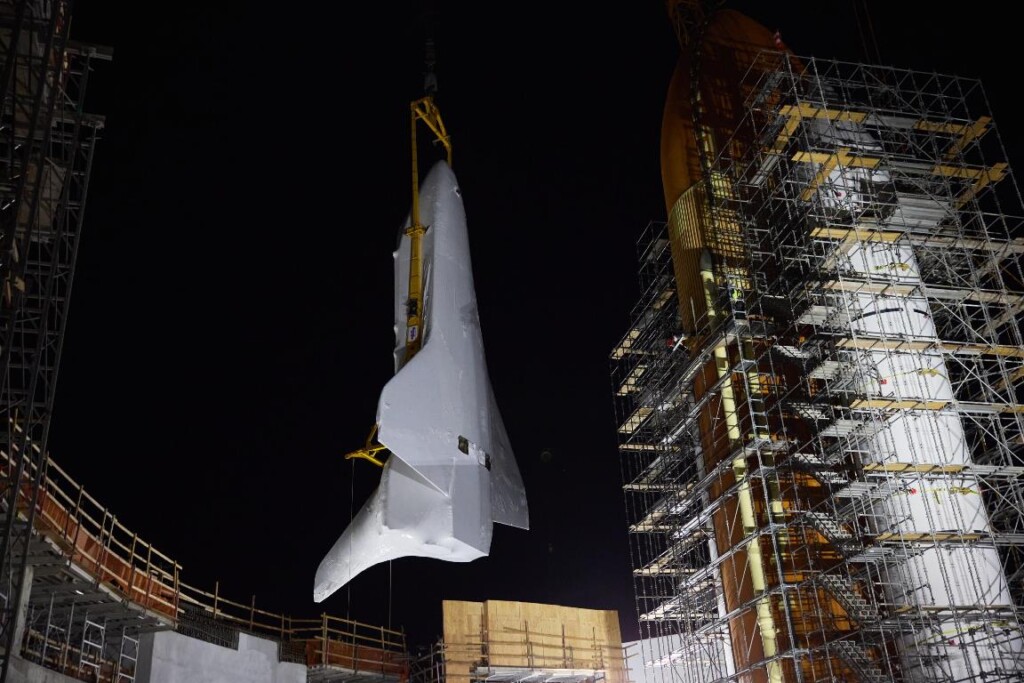 space shuttle endeavour