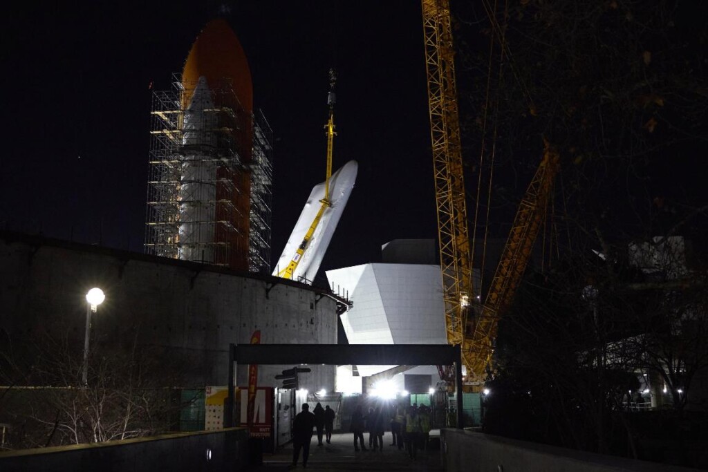 Space Shuttle Endeavour