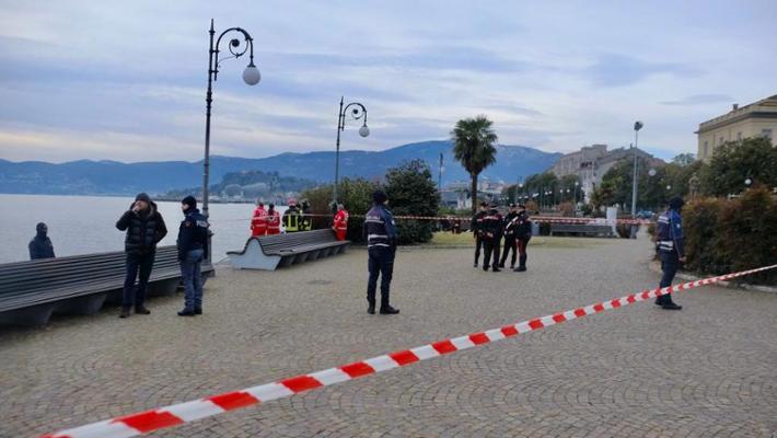 verbania cadavere lago maggiore