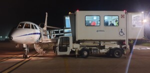 volo neonata aeronautica alghero roma