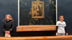 zuppa gioconda louvre attivisti