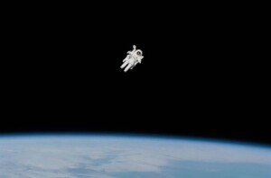 7 febbraio 1984 passeggiata spaziale