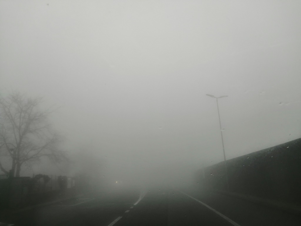 Pedara-Zafferana nebbia etna