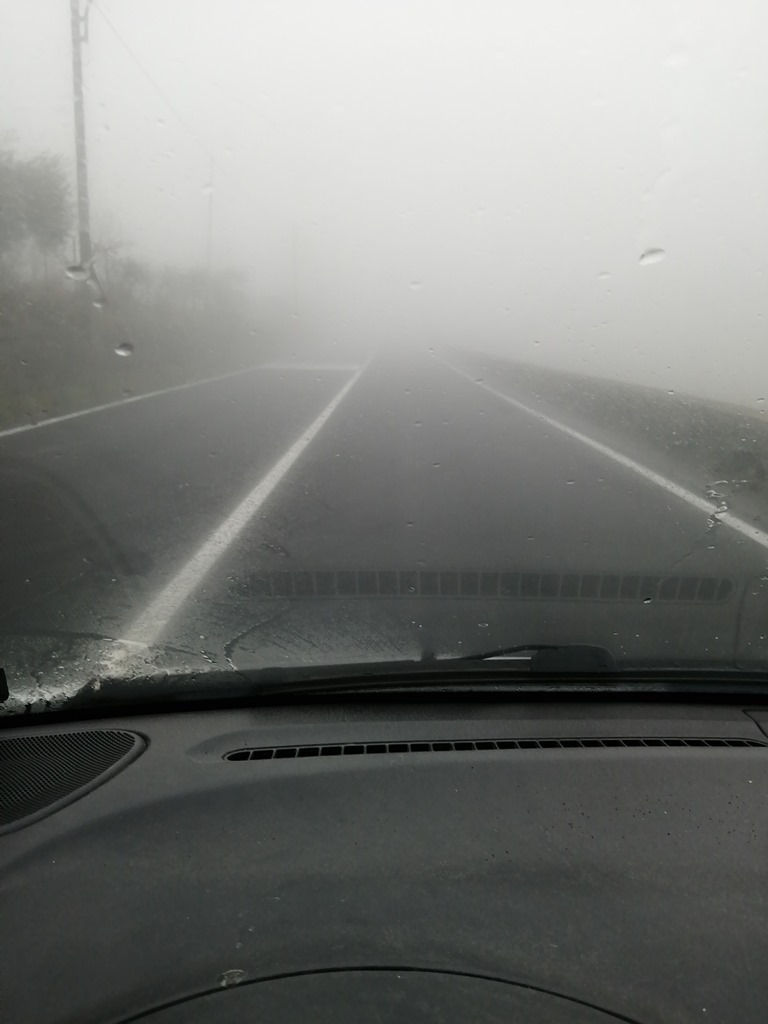 Pedara-Zafferana nebbia etna