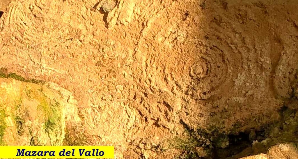 graffiti circolari chiesa San Nicolò Regale mazara del vallo