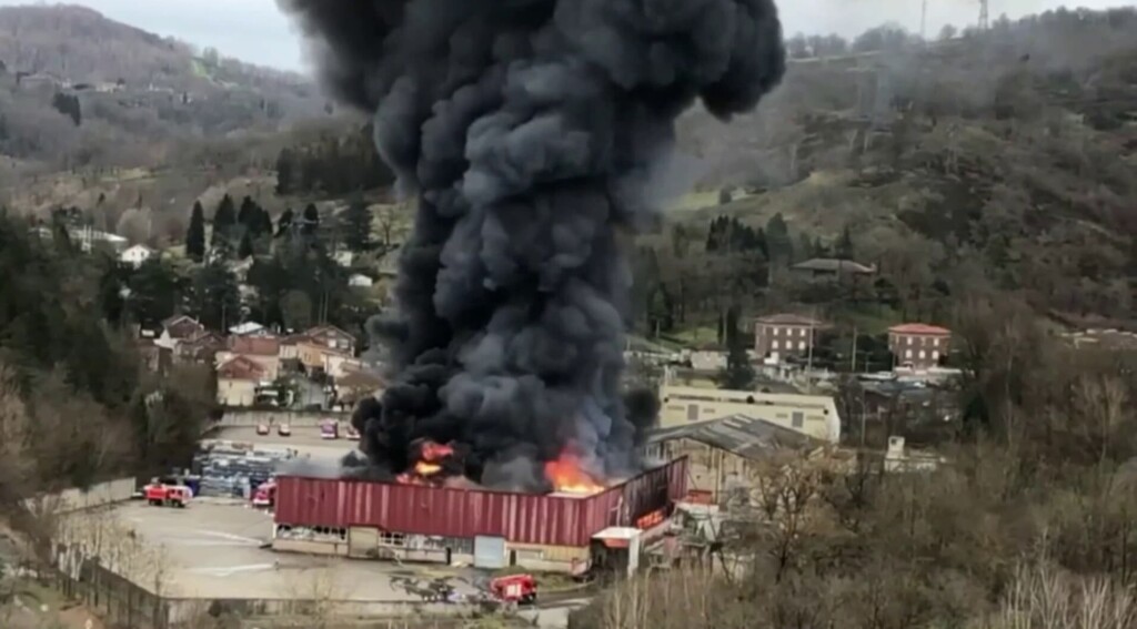 incendio francia magazzino batterie litio