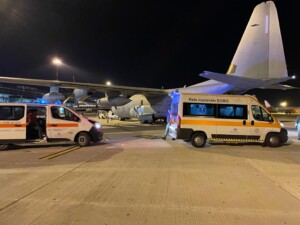 neonata pericolo vita bari roma
