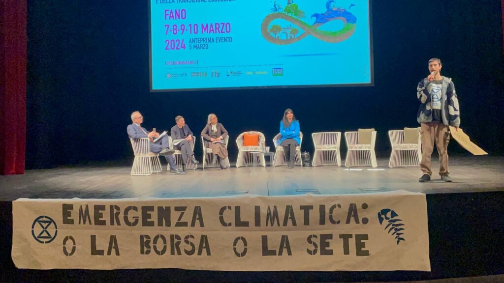 blitz extinction rebellion circonomia