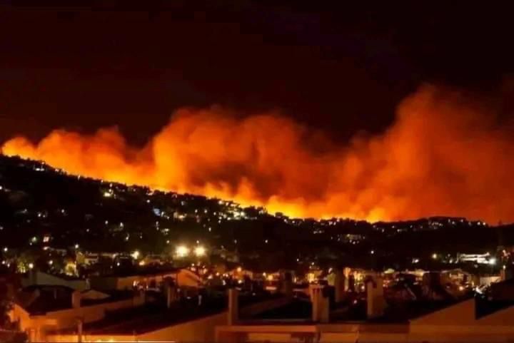 Un incendio forestal arrasa el Valle de Orizaba en México