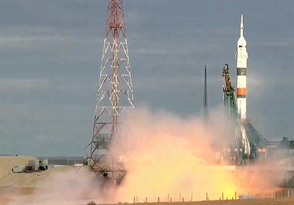 lancio razzo soyuz