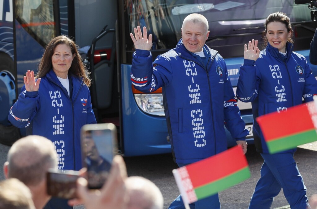 oggi lancio astronauti soyuz