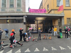 Extinction Rebellion rai G7