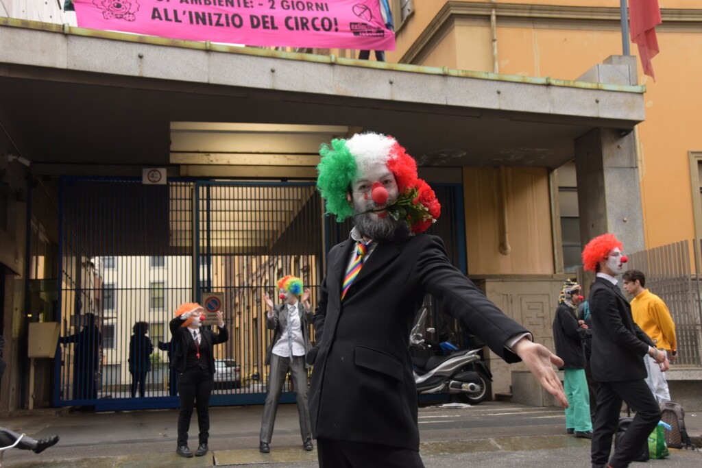 Extinction Rebellion rai G7