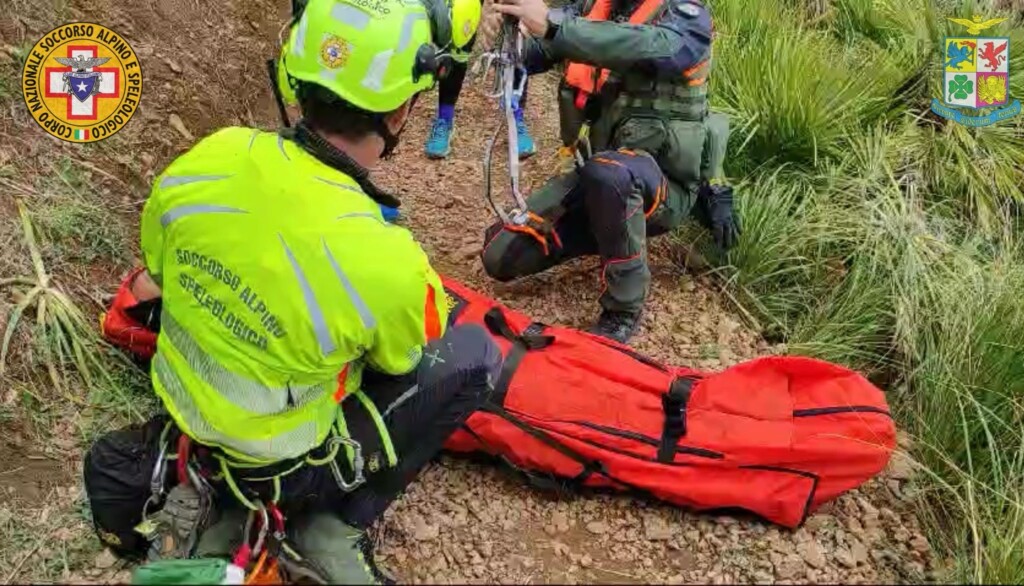 Soccorso Alpino-AM, intervento Riserva Zingaro escursionista ferito (2)