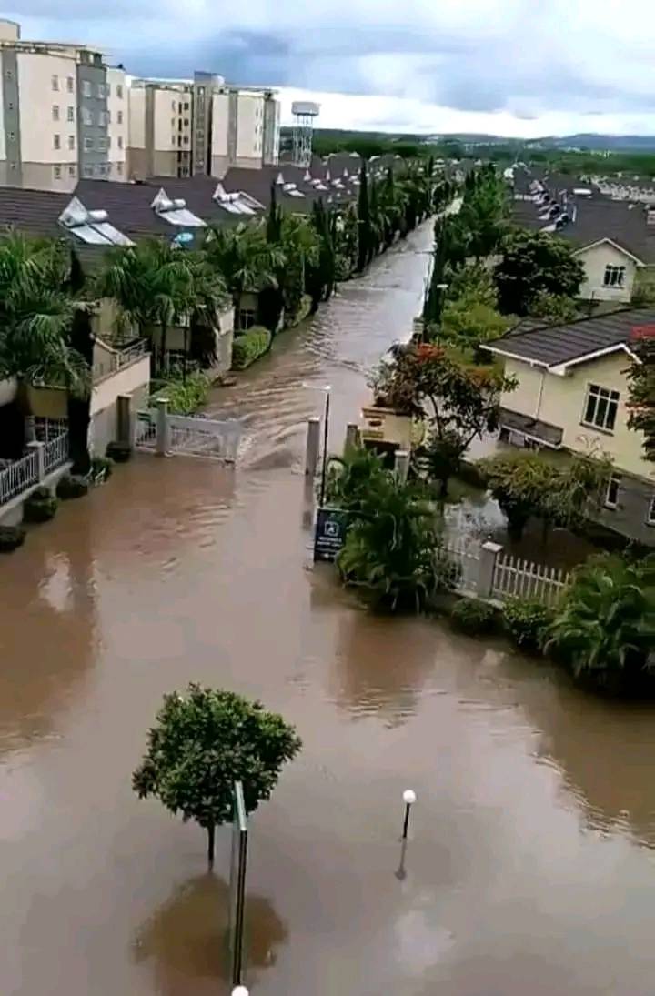 alluvioni inondazioni kenya (1)