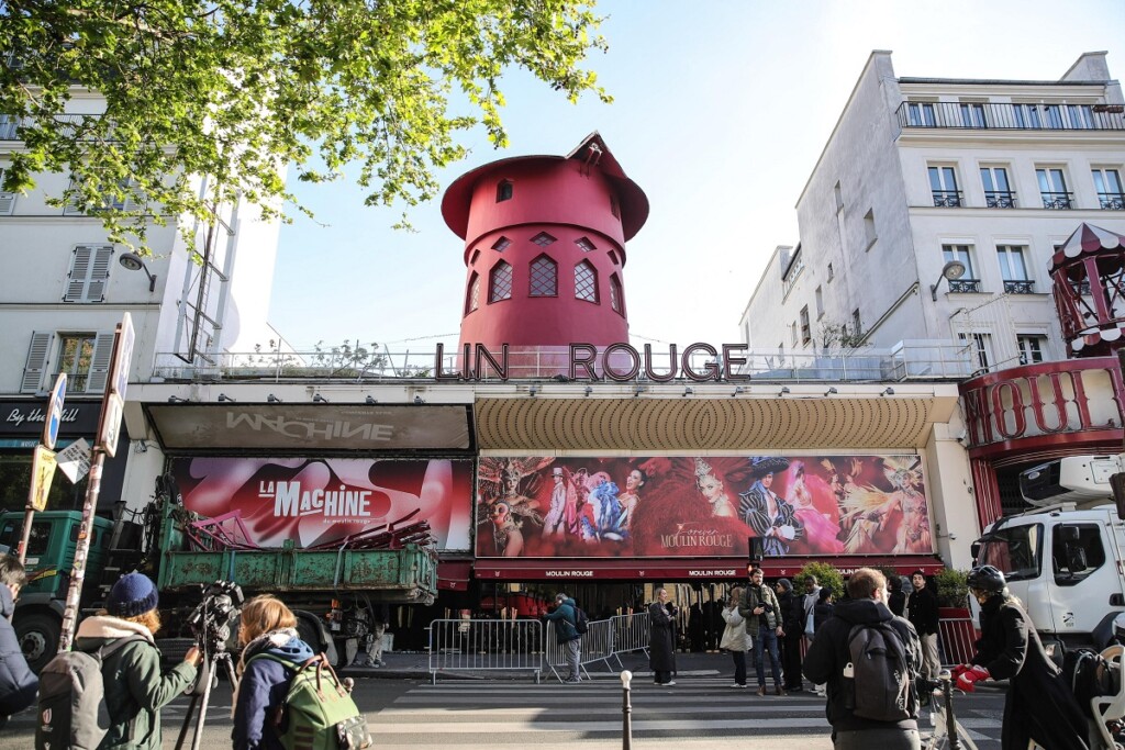 pale crollate moulin rouge