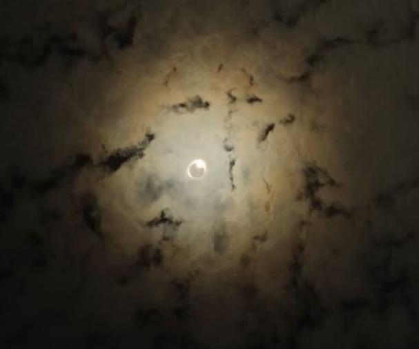 eclissi solare 8 aprile 2024