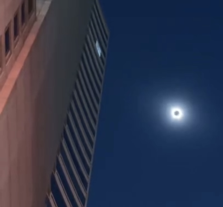 eclissi solare 8 aprile 2024