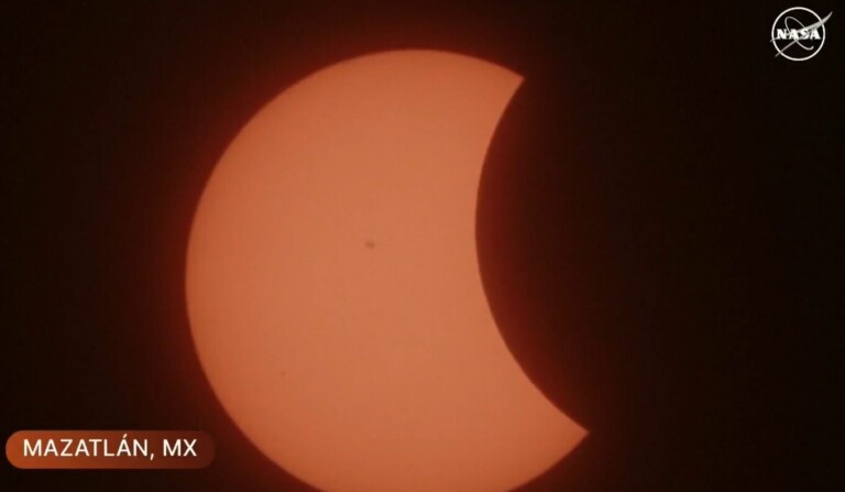 eclissi solare 8 aprile 2024