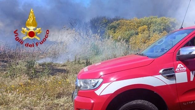 incendio selargius sardegna