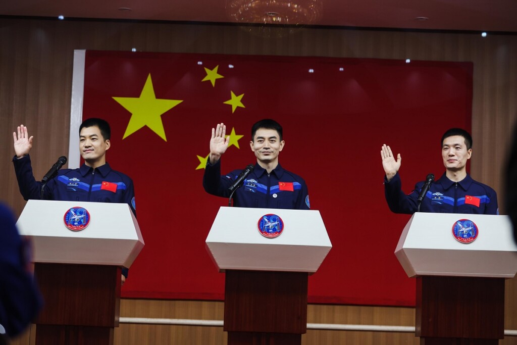 missione Shenzhou-18