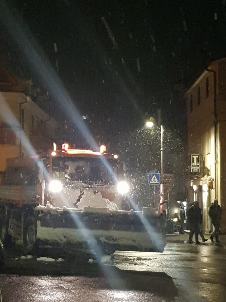 neve abruzzo notte