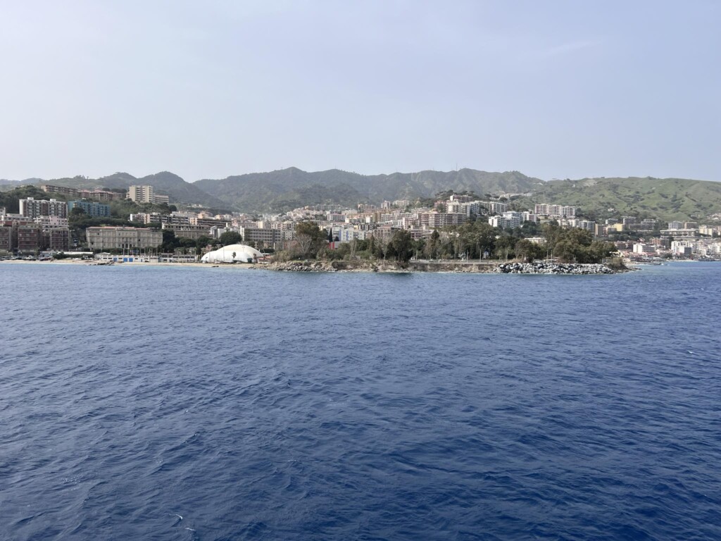 stretto di messina sabbia del sahara