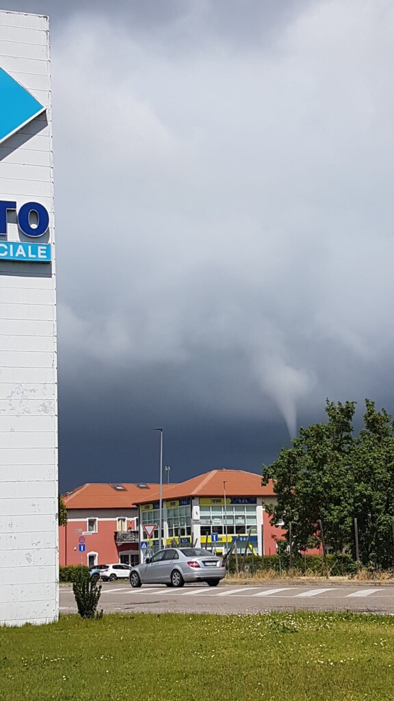 tornado adria