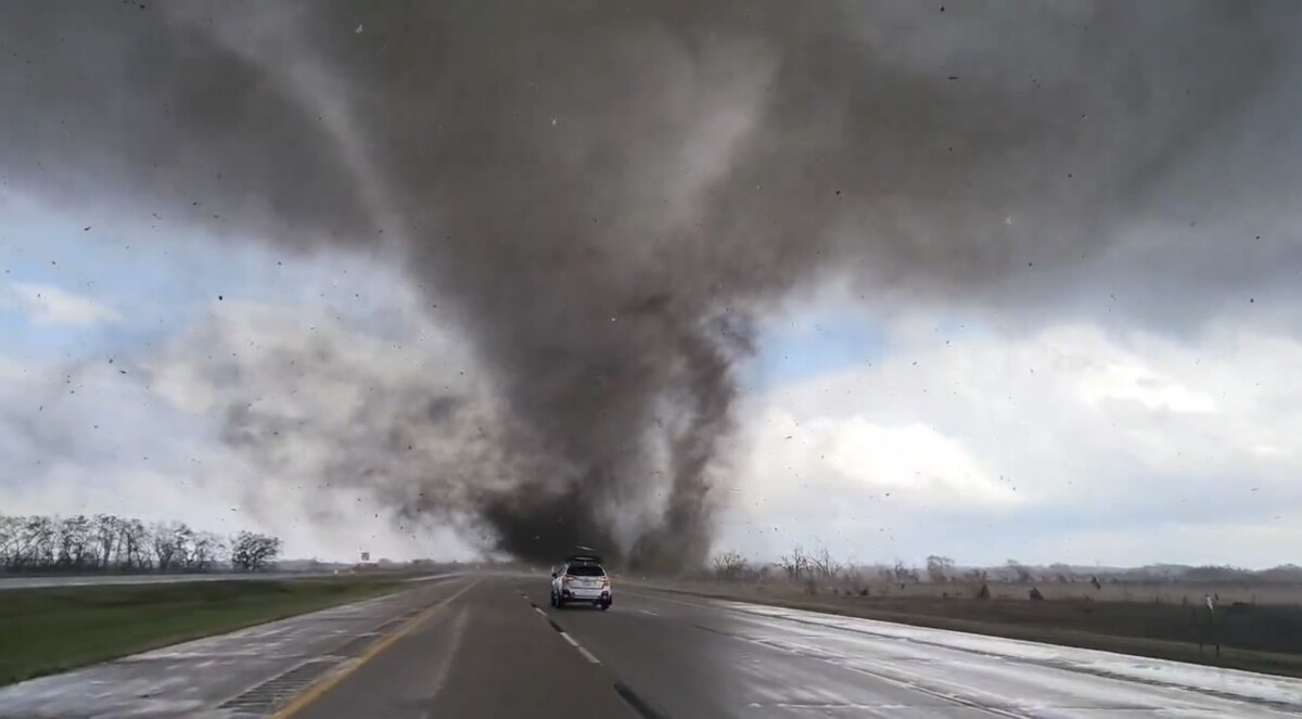 Maltempo USA, devastanti Tornado in Nebraska: "tantissimi morti"