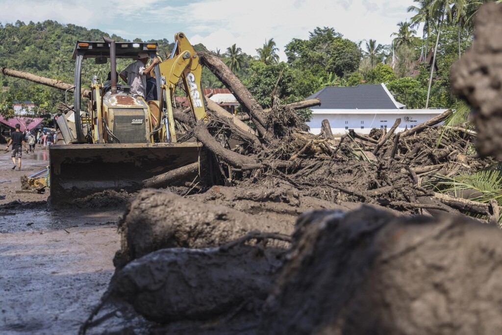 alluvione lampo indonesia