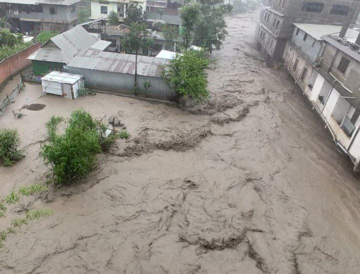 Ciclone Remal, frane e alluvioni: India e Bangladesh in ginocchio