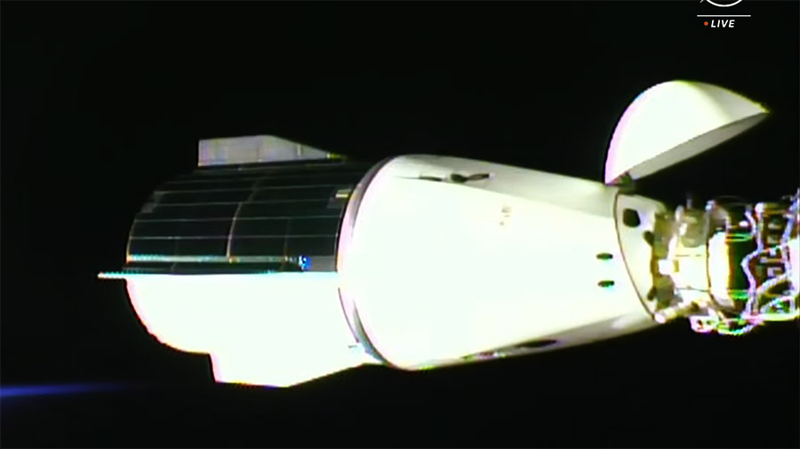 crew dragon starliner ISS