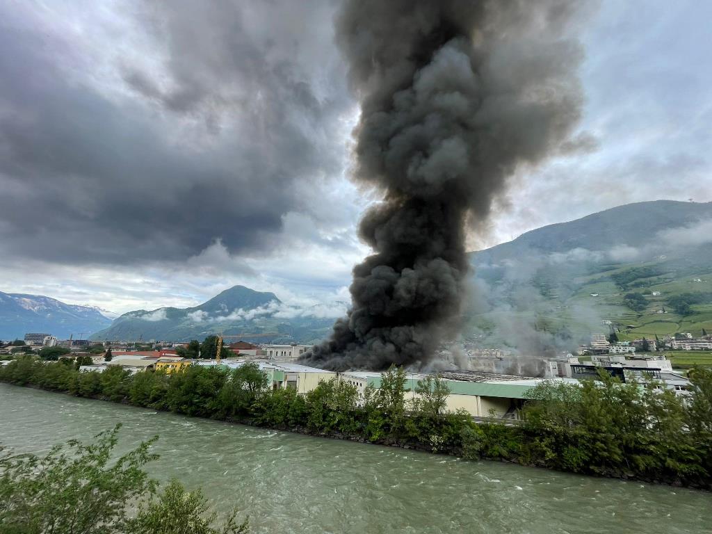 incendio bolzano oggi