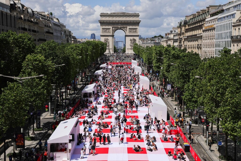 picnic Champs Elysees parigi