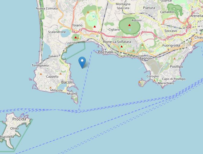 terremoto oggi napoli campi flegrei pozzuoli