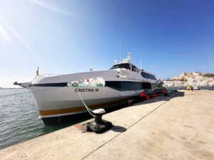 Nave ibrida Cristina M