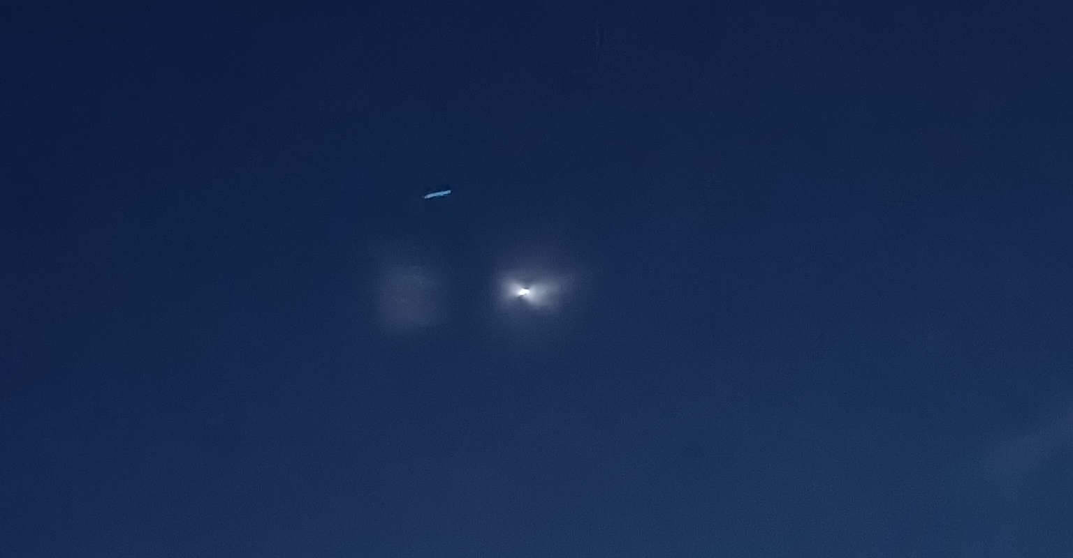 Psicosi Ufo nella notte al Sud Italia: la spiegazione è davvero straordinaria | VIDEO