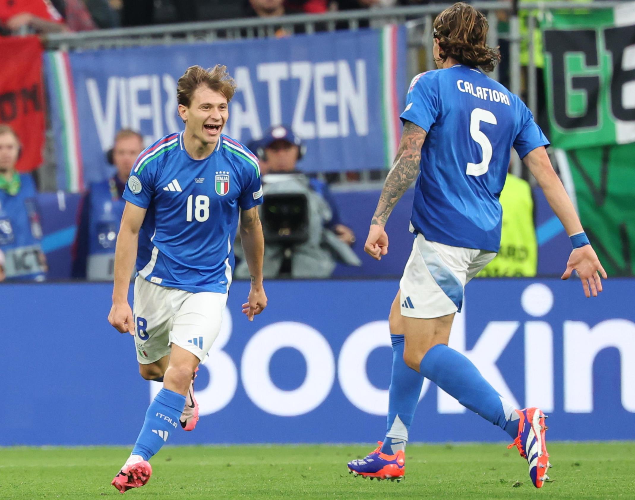 errore bandiera maglia italia euro 2024