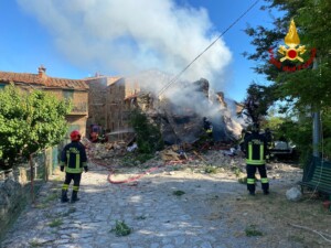 esplosione parrano terni