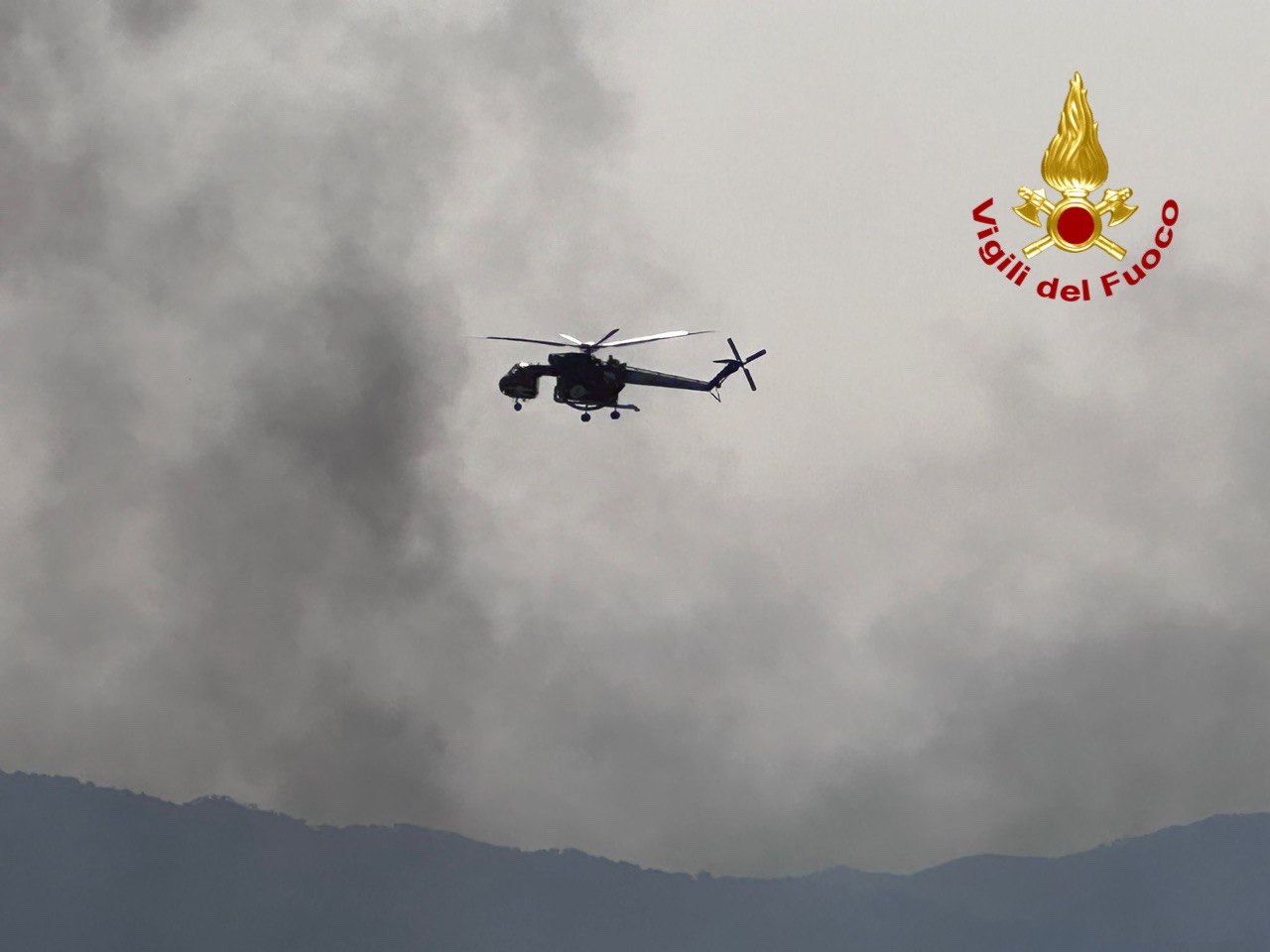 incendio discarica Mazzarà Sant'Andrea messina