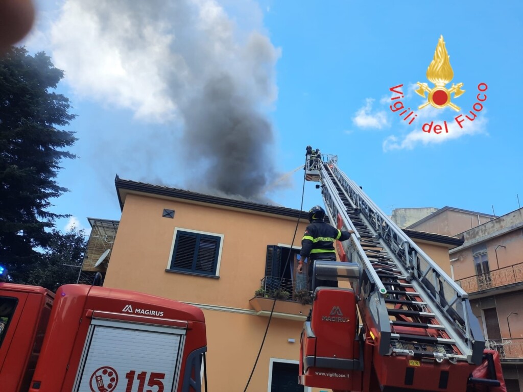 incendio impianto fotovoltaico vibo valentia